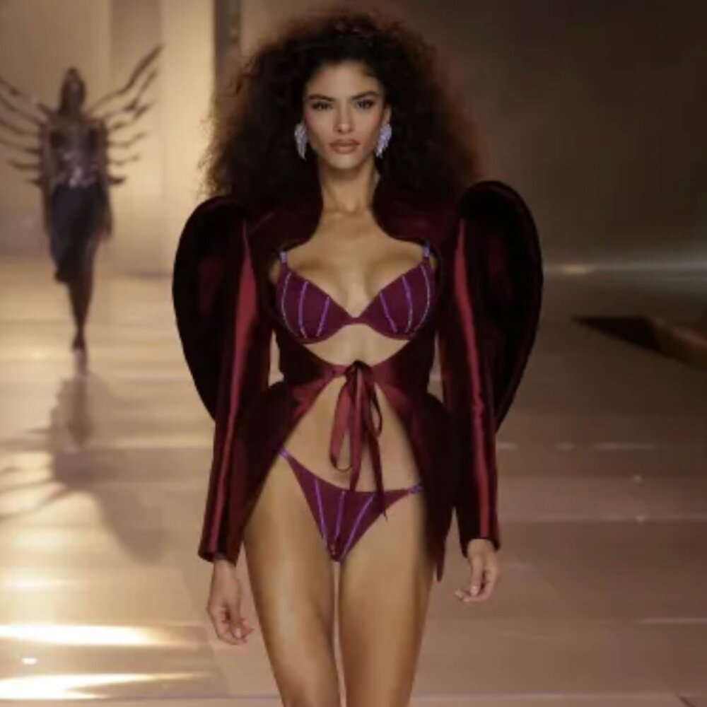 32A/XS VS Bra + Thong Very Sexy Sheer Shine Set in Campari